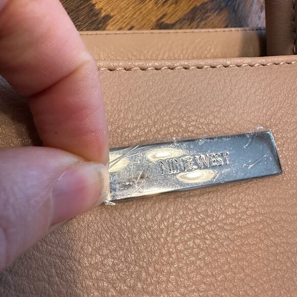 Nine West NWOB Satchel w Crossbody Strap & Handles Beige Cream - Picture 5 of 9